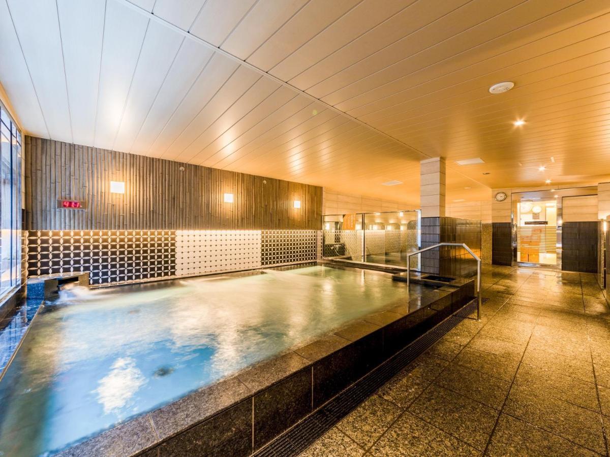 Apa & Roppongi Ekihigashi 3* 東京都